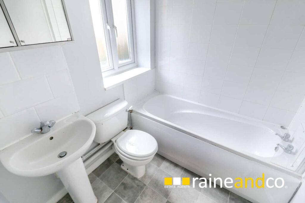 Additional image 4 of Walsingham Close, Hatfield