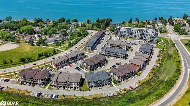 Additional image 44 of 590 North Service Rd Unit 113