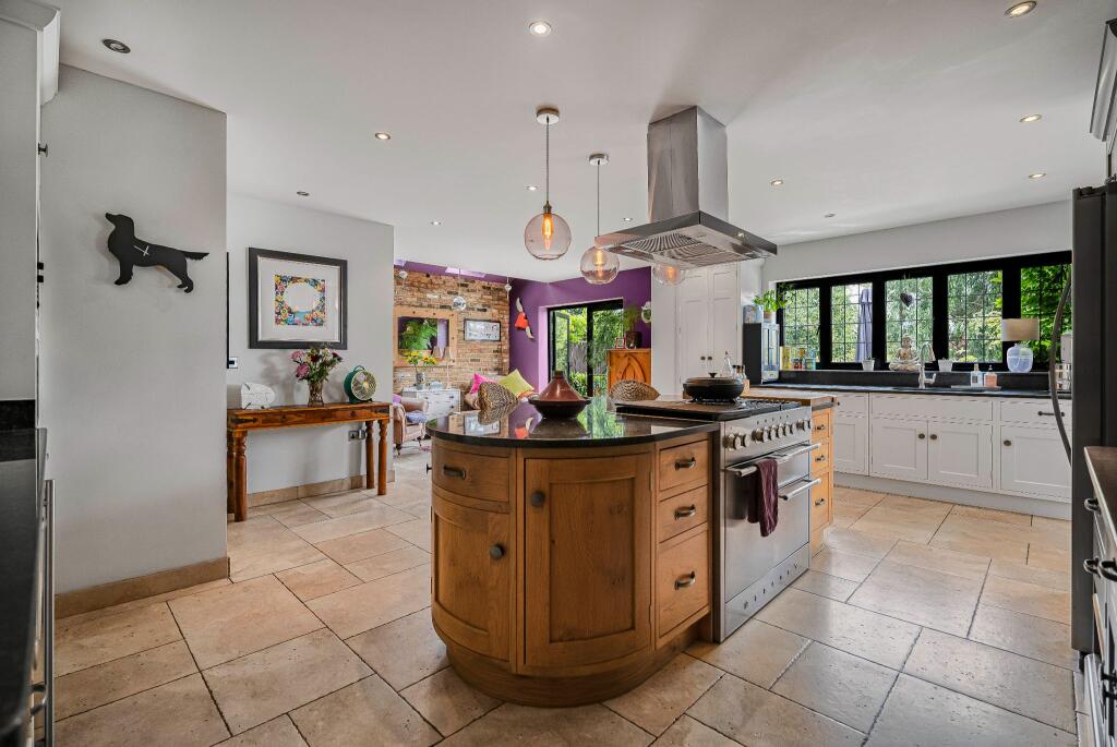 Additional image 7 of Moffats Lane, Brookmans Park, AL9