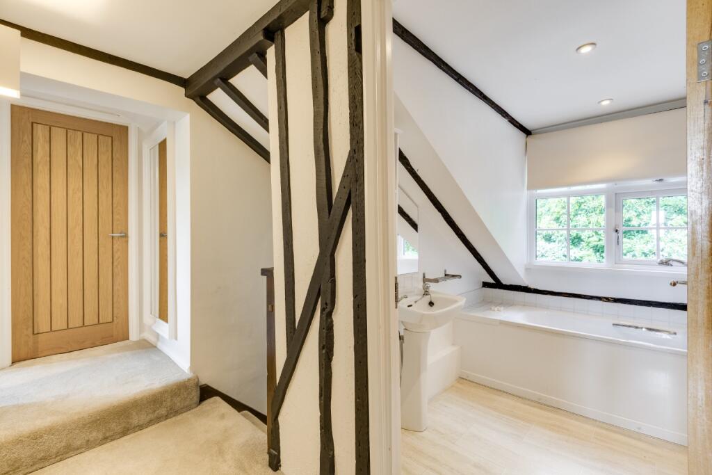 Additional image 41 of Cromer Hyde Lane, Lemsford, Welwyn Garden City, Hertfordshire, AL8 7XE