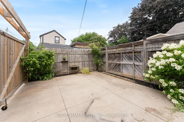 Additional image 3 of 137 Victoria Ave