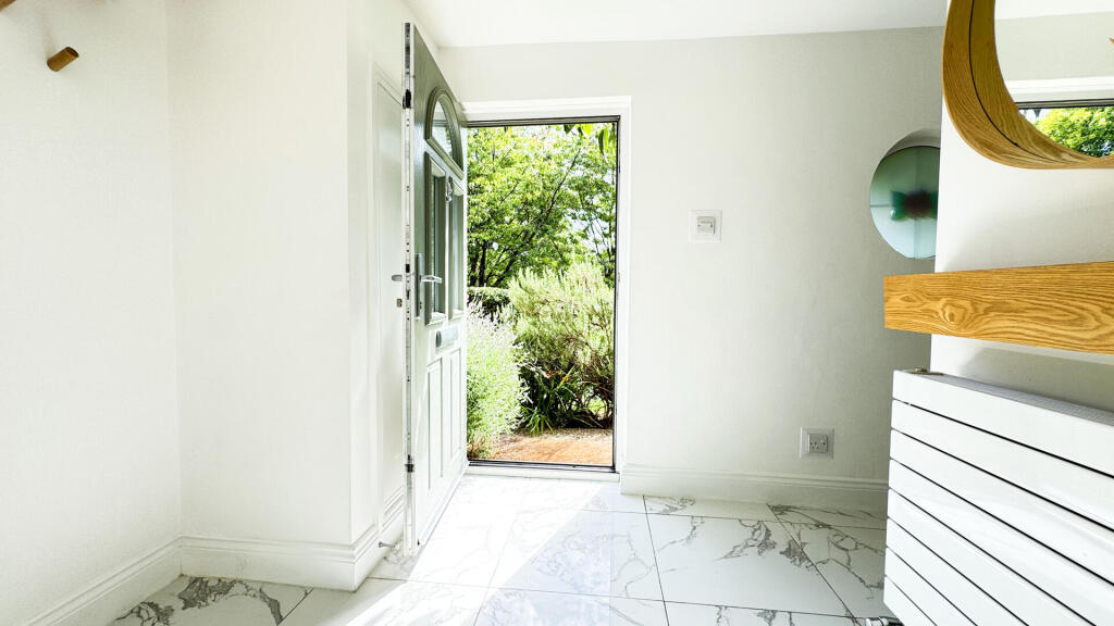 Additional image 10 of Cornmead, Welwyn Garden City