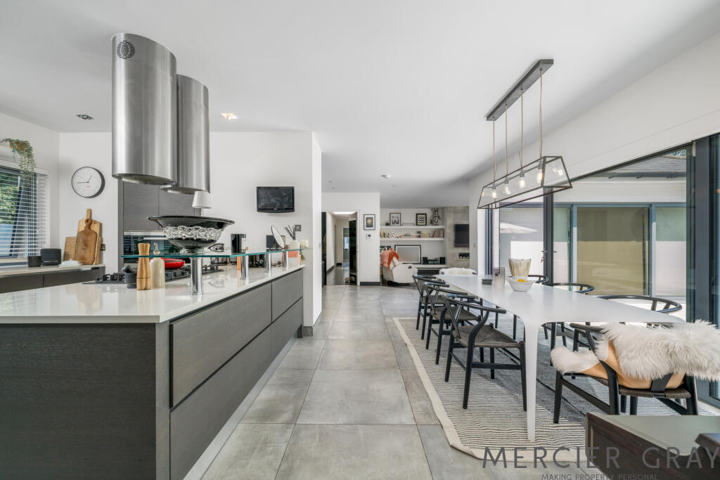 Additional image 4 of North Lodge, The Drive, Brookmans Park, AL9