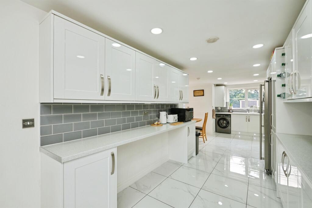 Additional image 6 of Scholars Close, Birmingham