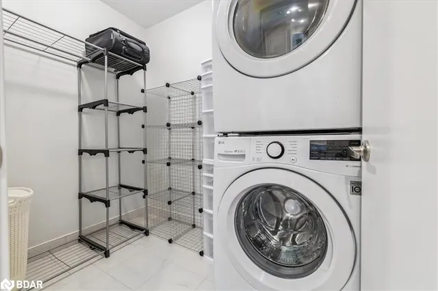 Additional image 38 of 590 North Service Rd Unit 113