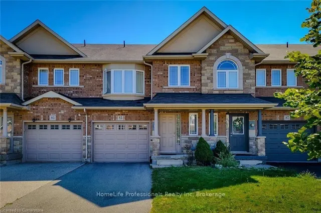 85 Charleswood Cres