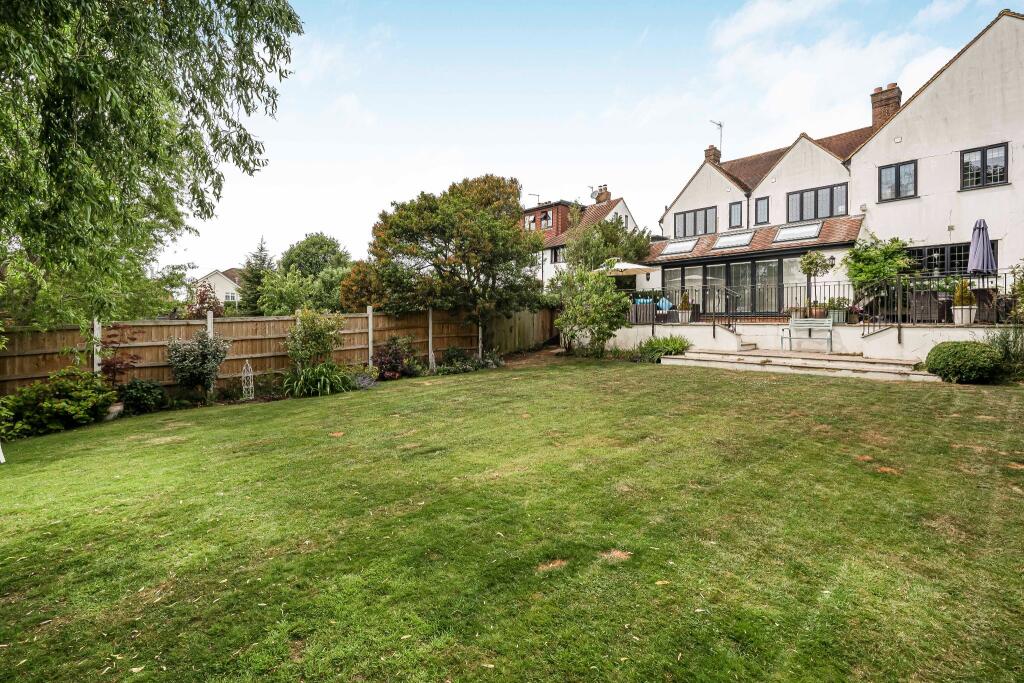 Additional image 23 of Moffats Lane, Brookmans Park, AL9