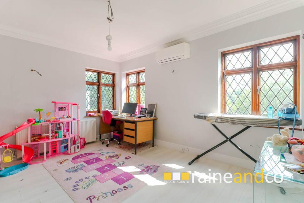 Additional image 29 of Great North Road, Bell Bar, Brookmans Park