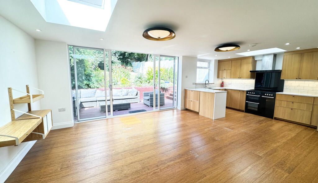 Additional image 4 of Cornmead, Welwyn Garden City