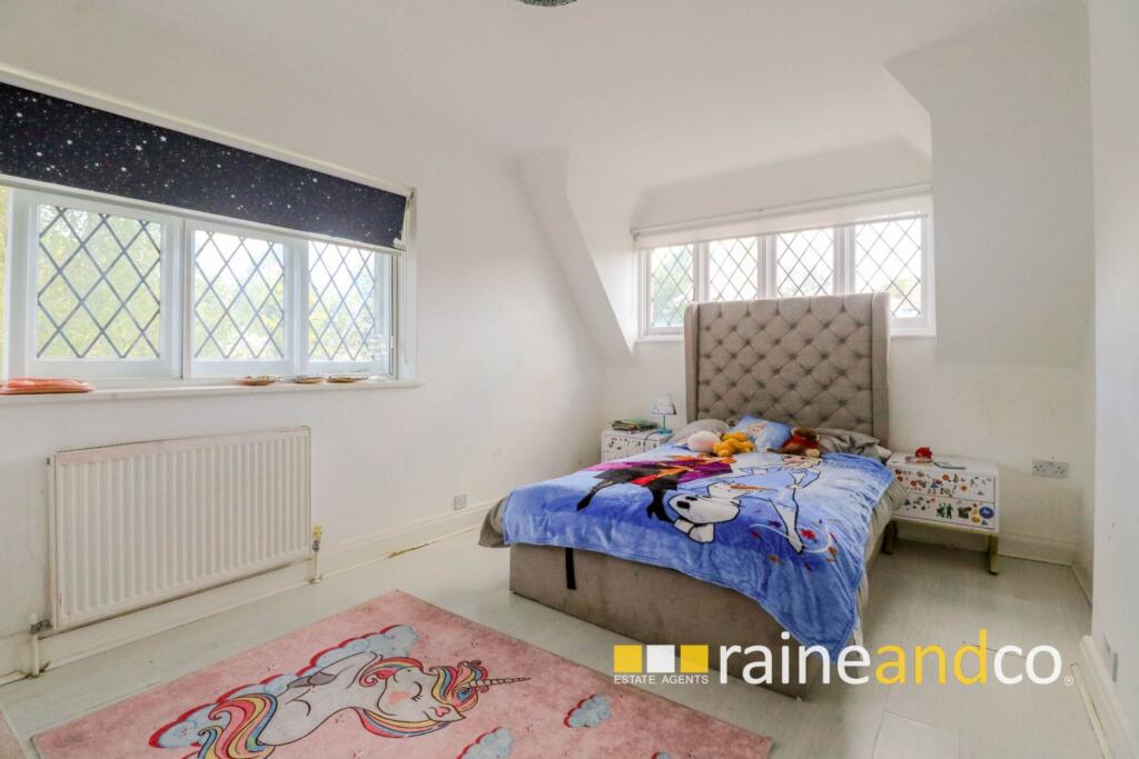 Additional image 41 of Great North Road, Bell Bar, Brookmans Park