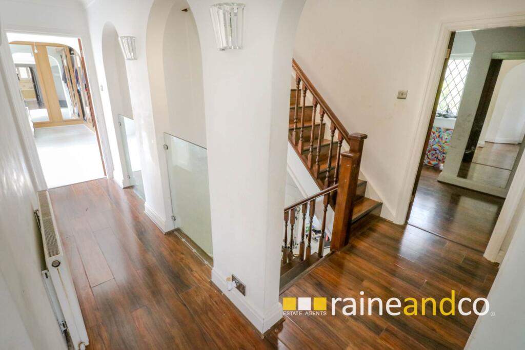 Additional image 37 of Great North Road, Bell Bar, Brookmans Park