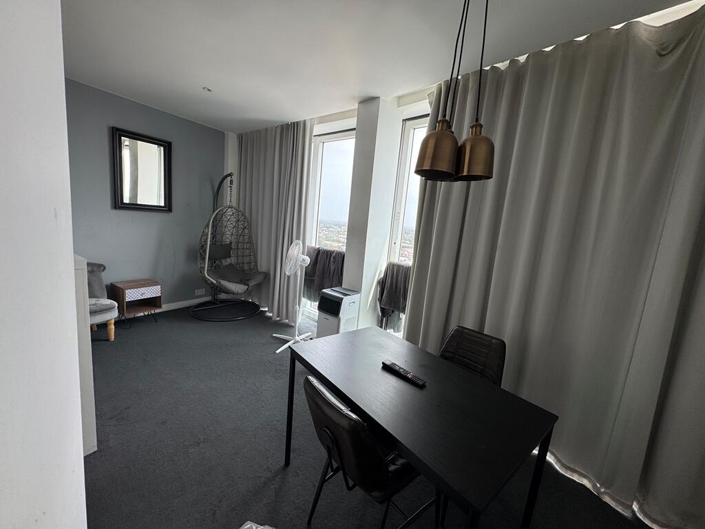 Property image for Rotunda Studio 1/9