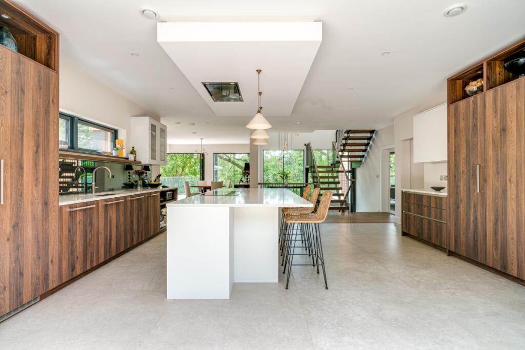 Additional image 25 of Brockswood Lane, Welwyn, AL8