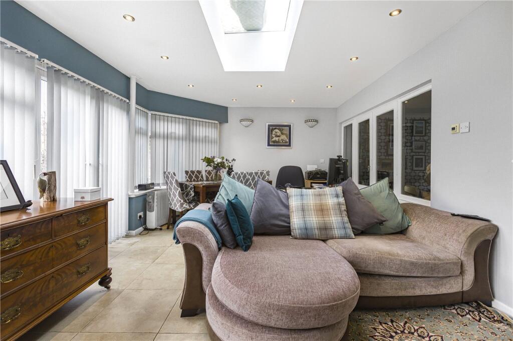 Additional image 8 of Digswell Park Road, Welwyn Garden City, Hertfordshire, AL8