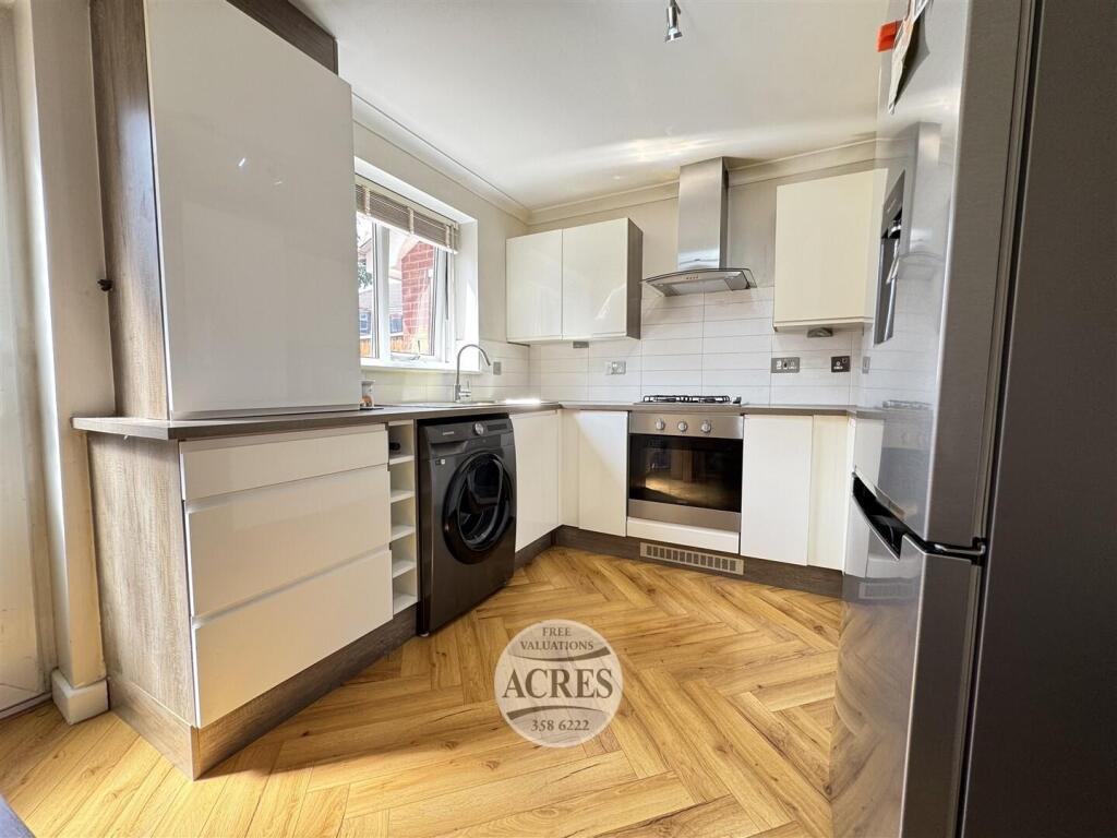 Additional image 8 of Larchfield Close, Handsworth Wood, Birmingham