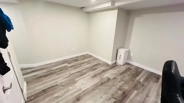 Additional image 20 of 32 CLEGHORN Dr