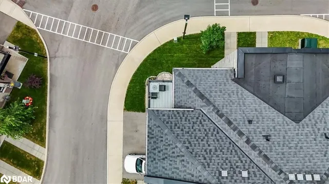 Additional image 40 of 590 North Service Rd Unit 113