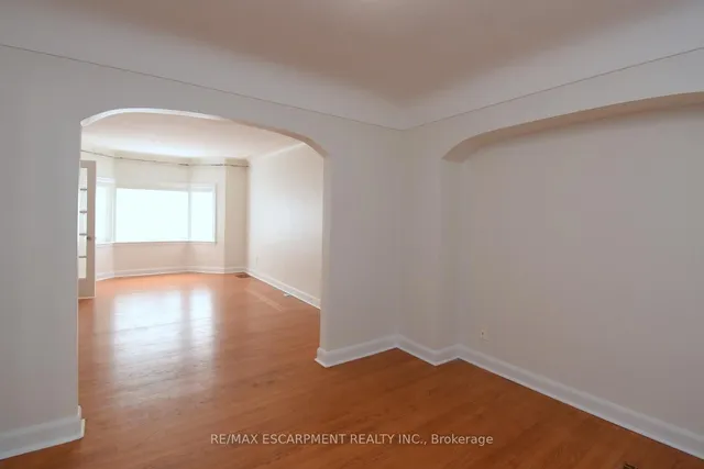 Additional image 12 of 136 Glen Rd