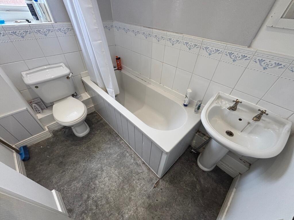 Additional image 4 of Central Park Drive, Hockley