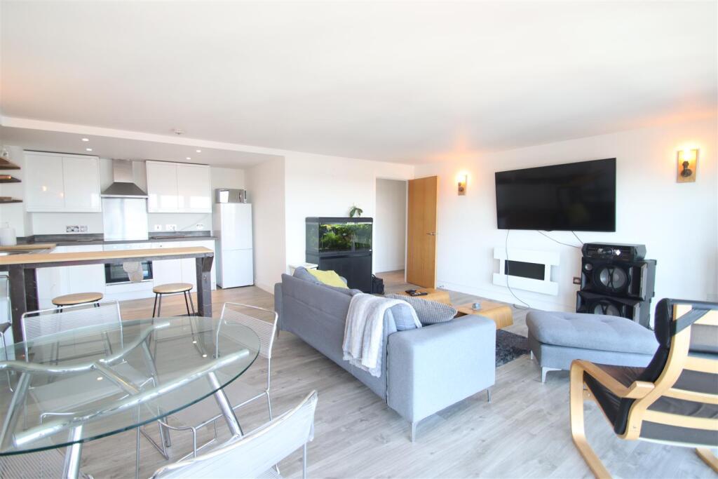 Additional image 2 of 246 Bradford Street, Birmingham, B12