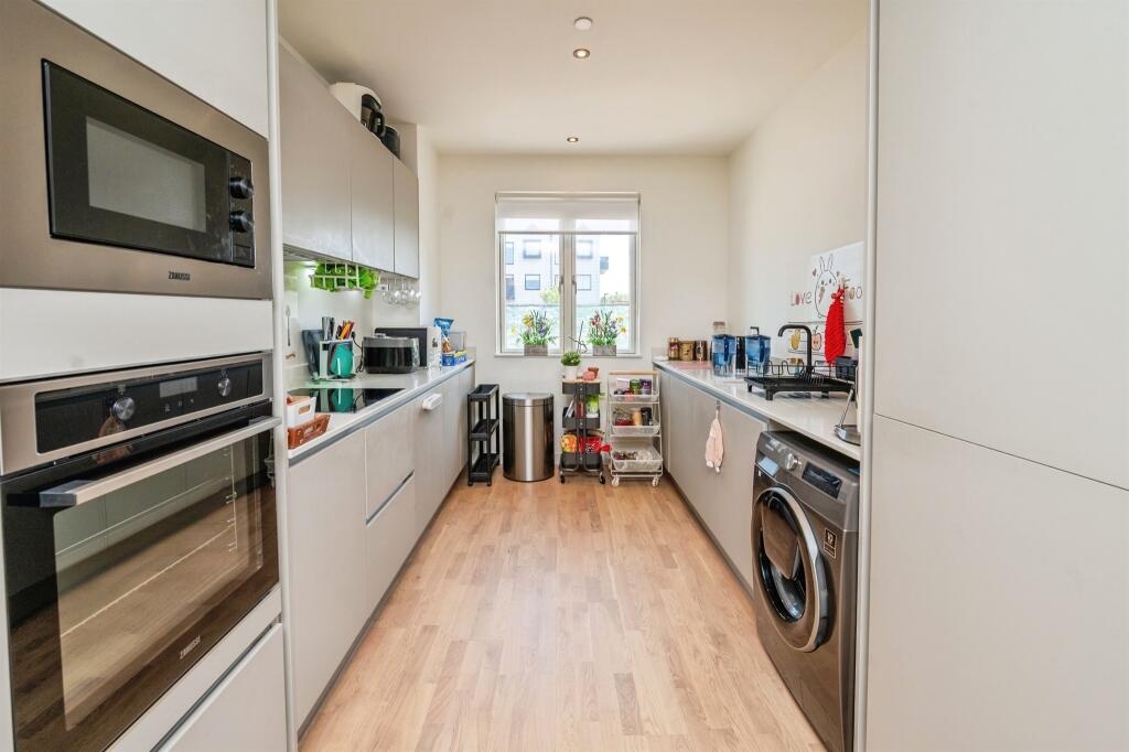 Additional image 5 of South Loop Square, Birmingham