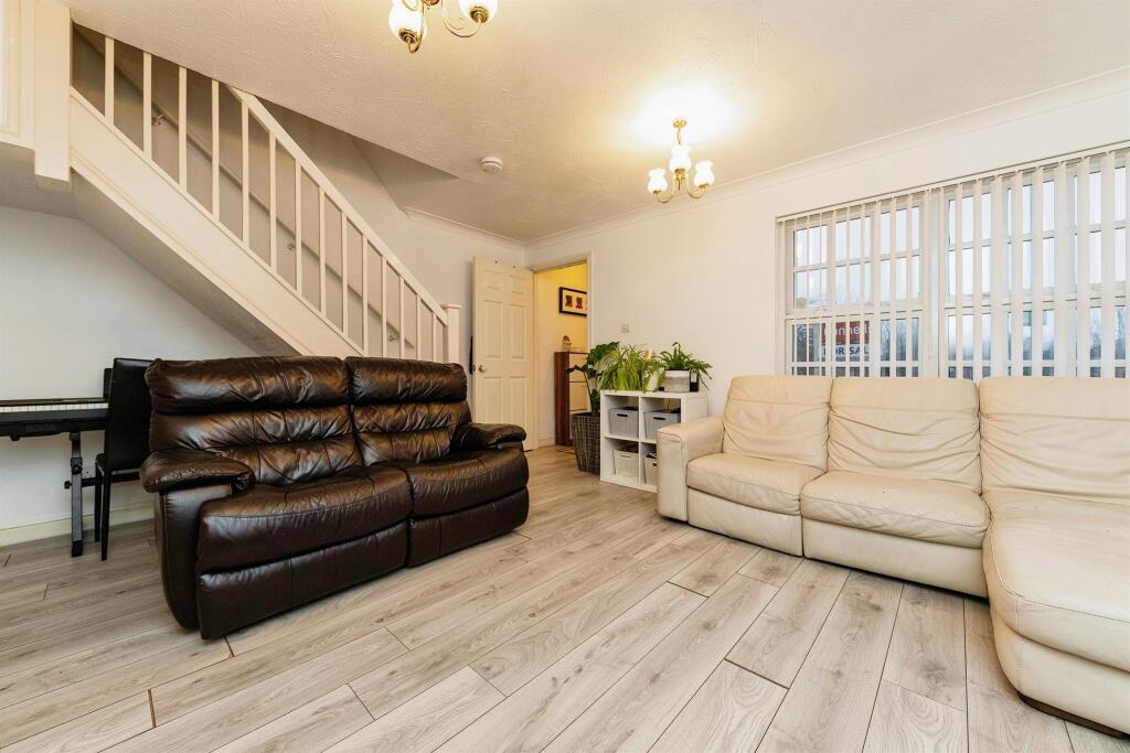 Additional image 3 of Longcroft Gardens, WELWYN GARDEN CITY