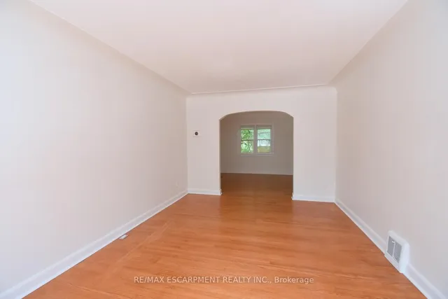 Additional image 7 of 136 Glen Rd