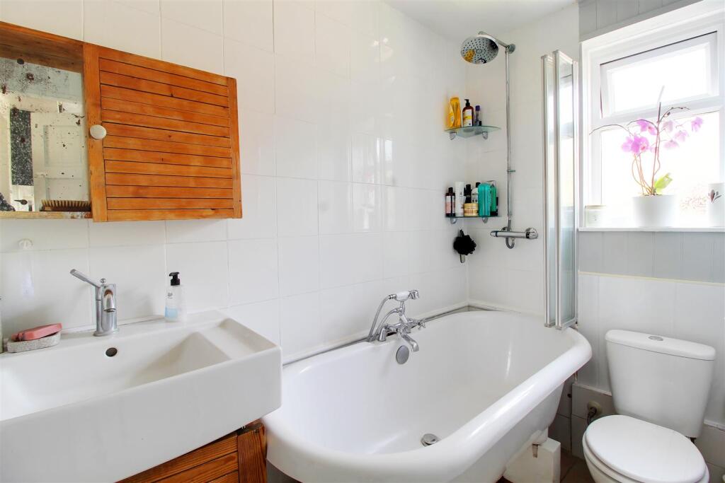 Additional image 5 of Parsonage Lane, Welham Green