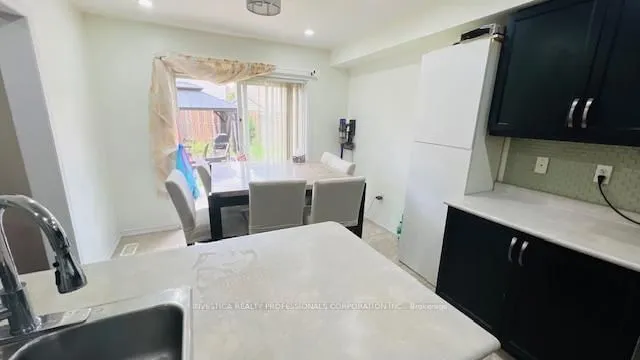 Additional image 25 of 32 CLEGHORN Dr