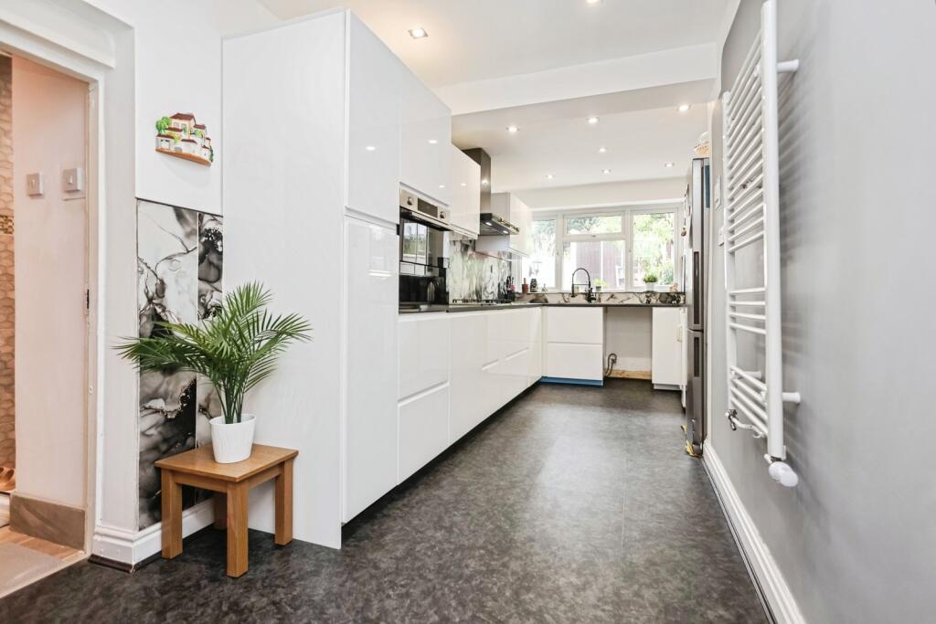 Additional image 5 of Stoneyford Grove, Birmingham, West Midlands, B14