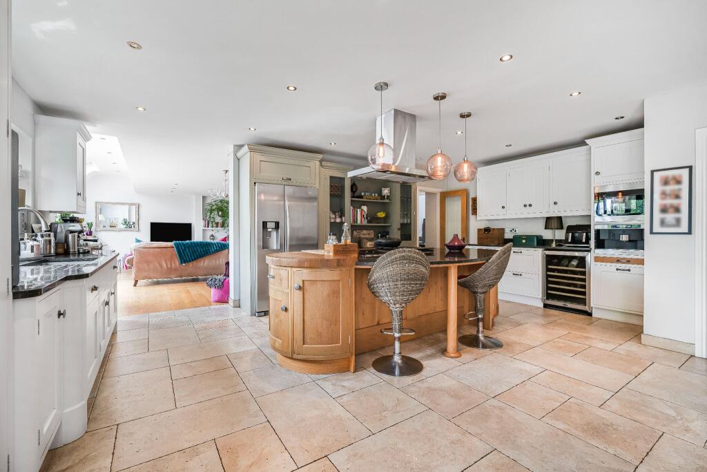 Additional image 8 of Moffats Lane, Brookmans Park, AL9