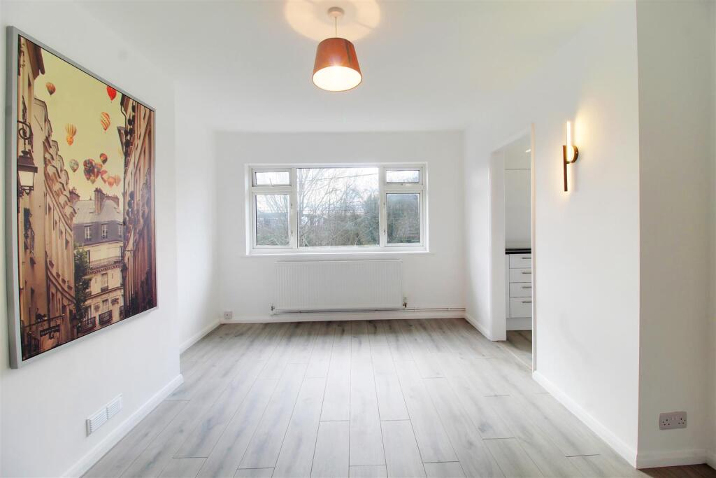 Additional image 10 of Station Close, Brookmans Park