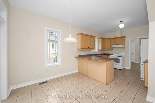 Additional image 10 of 40 Wesleyan Crt Unit 45