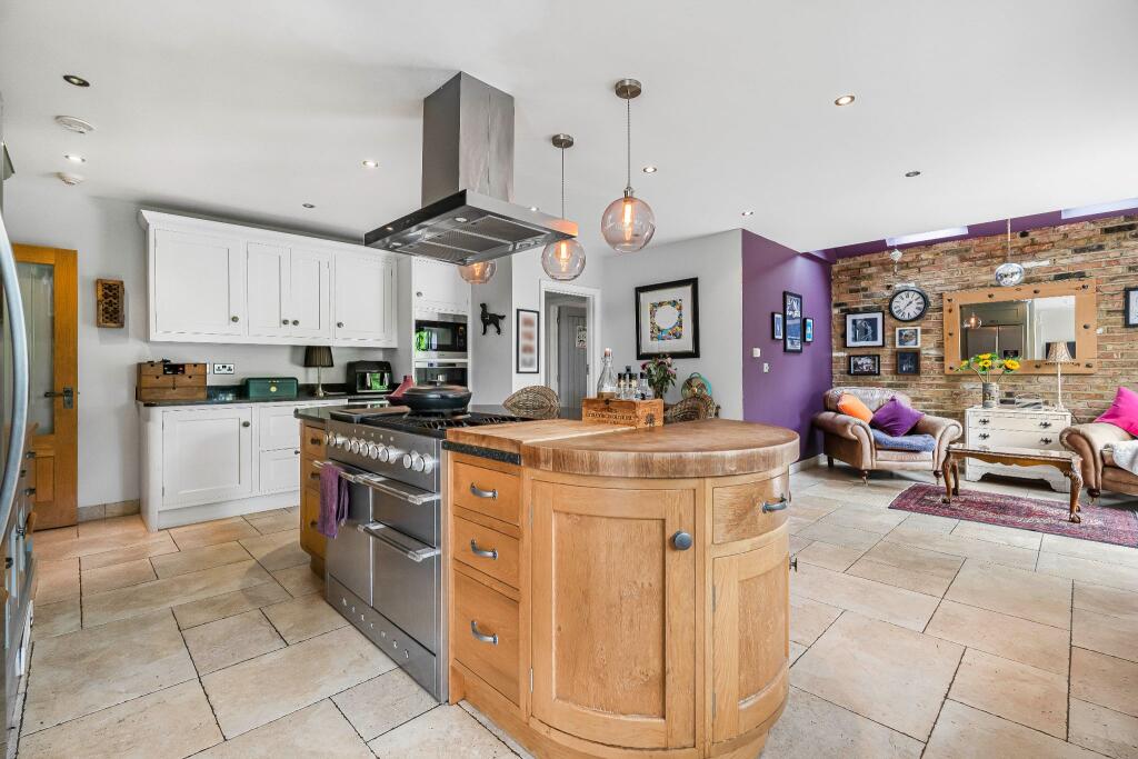 Additional image 9 of Moffats Lane, Brookmans Park, AL9