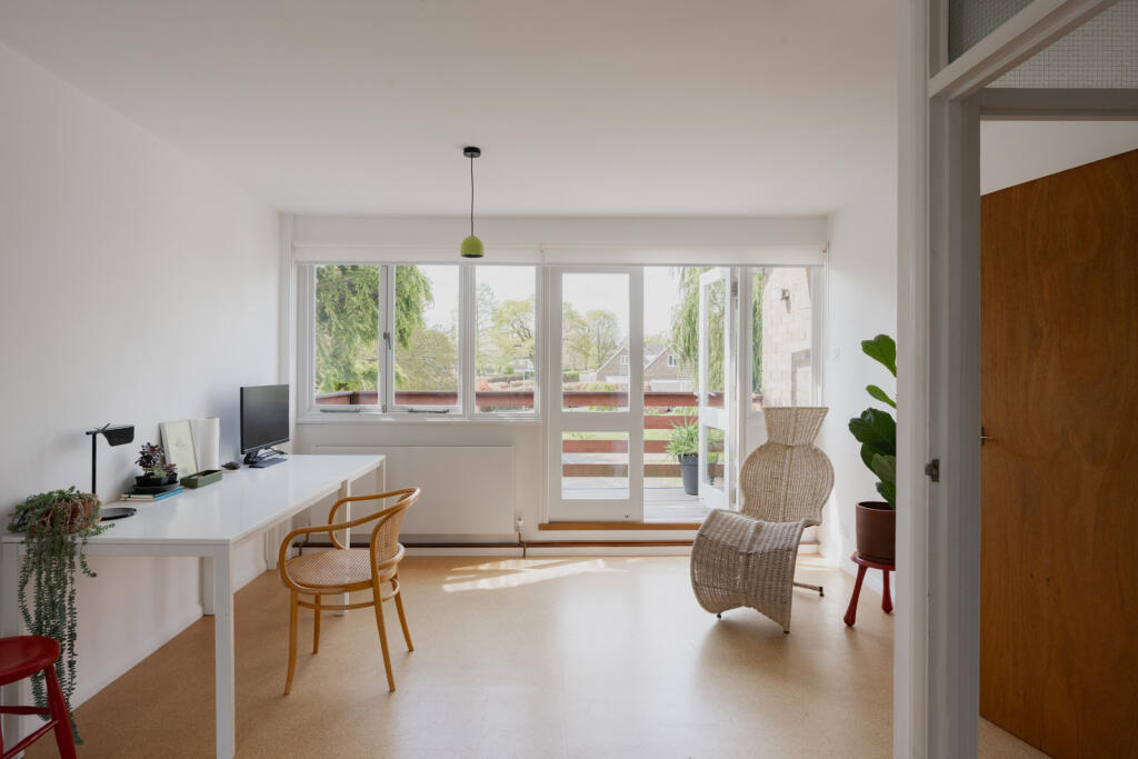 Additional image 3 of The Holdings, The Ryde, Hatfield, Hertfordshire