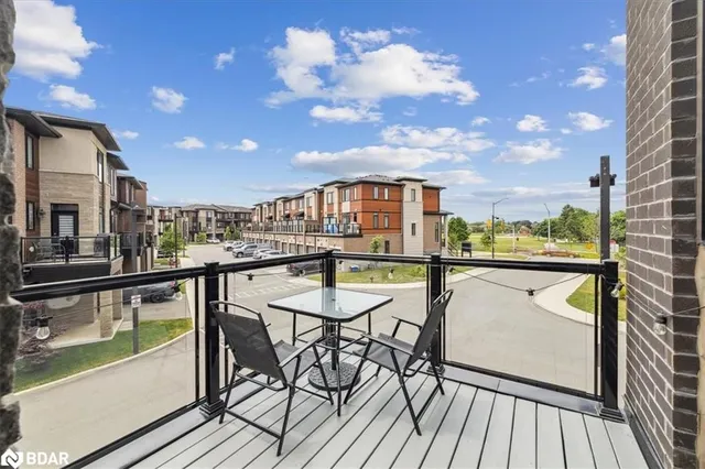 Additional image 20 of 590 North Service Rd Unit 113