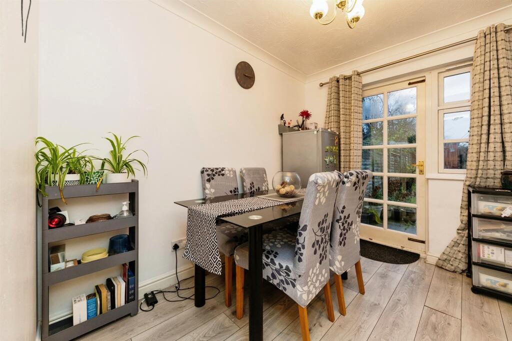 Additional image 4 of Longcroft Gardens, WELWYN GARDEN CITY