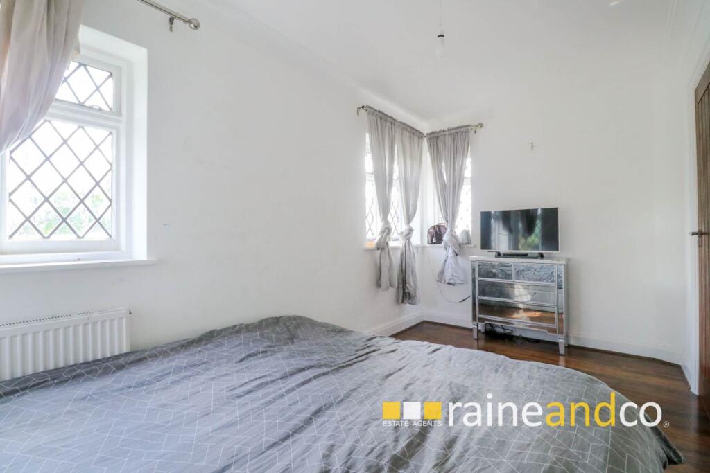 Additional image 35 of Great North Road, Bell Bar, Brookmans Park