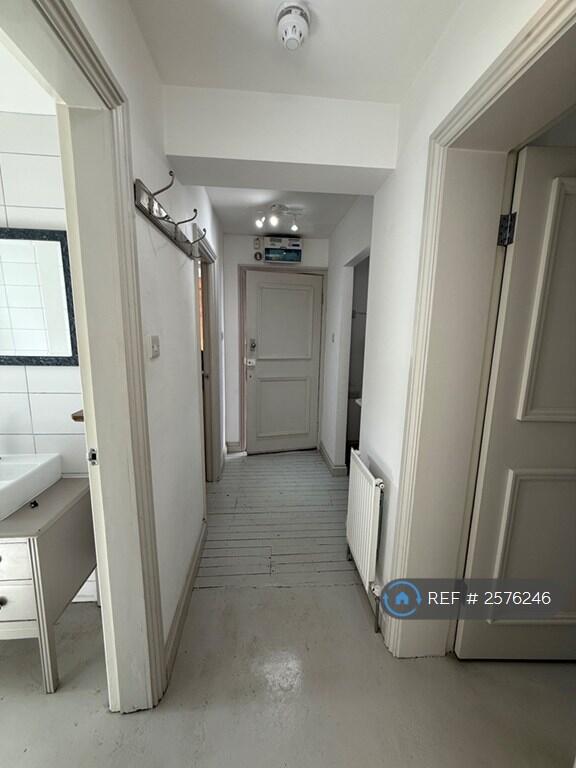 Additional image 9 of Russell Road, Moseley, B13