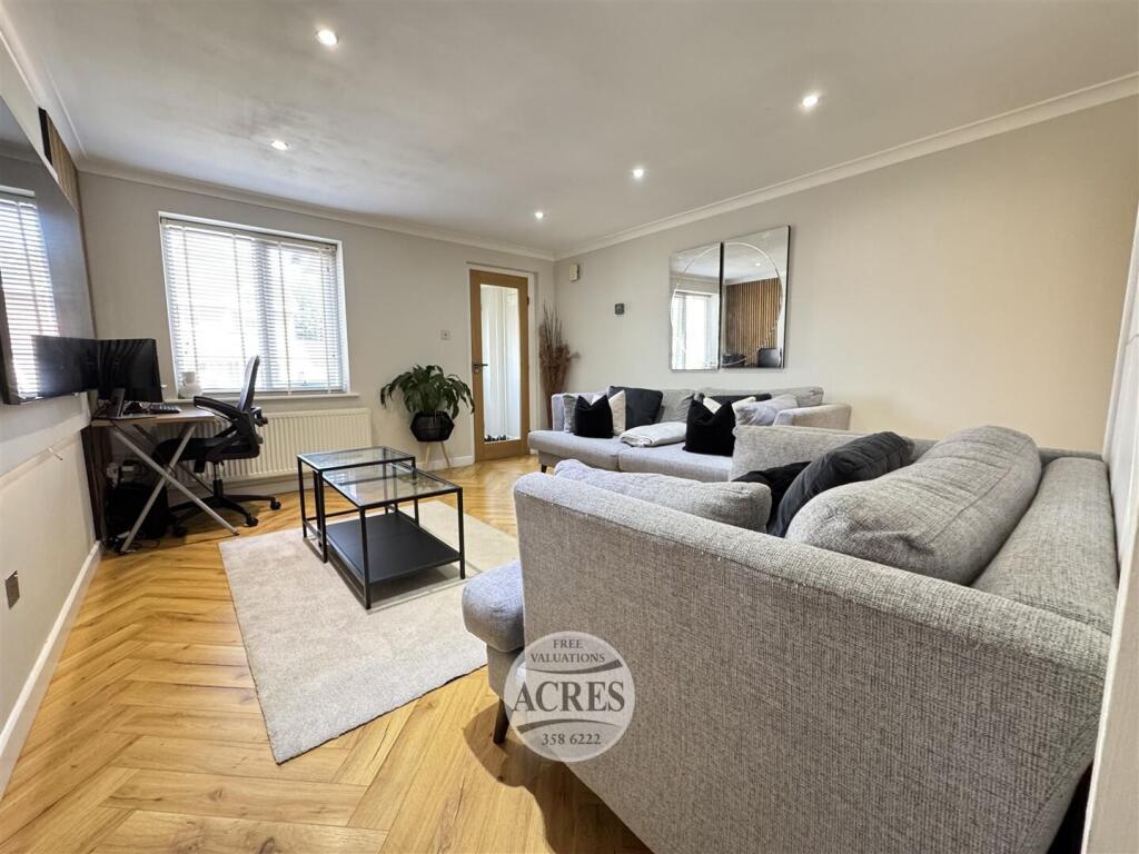 Additional image 32 of Larchfield Close, Handsworth Wood, Birmingham