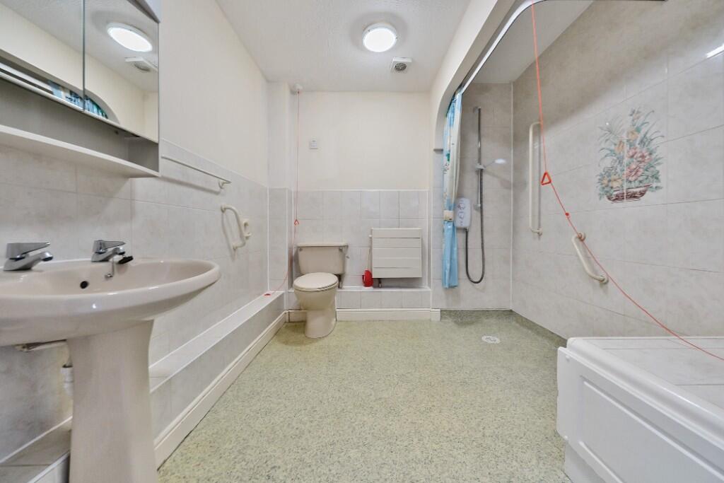 Additional image 7 of Pinner Court, Harborne, B17