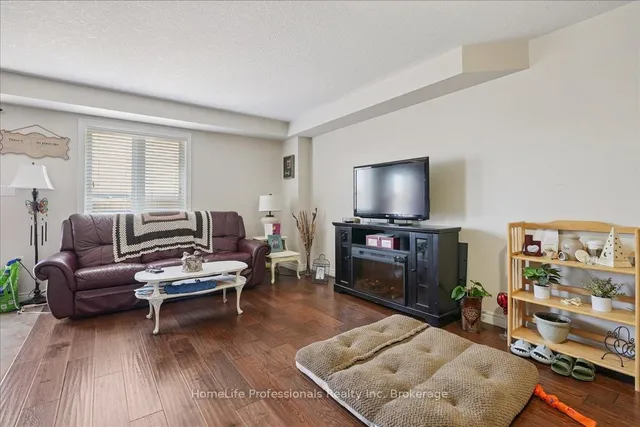 Additional image 4 of 85 Charleswood Cres