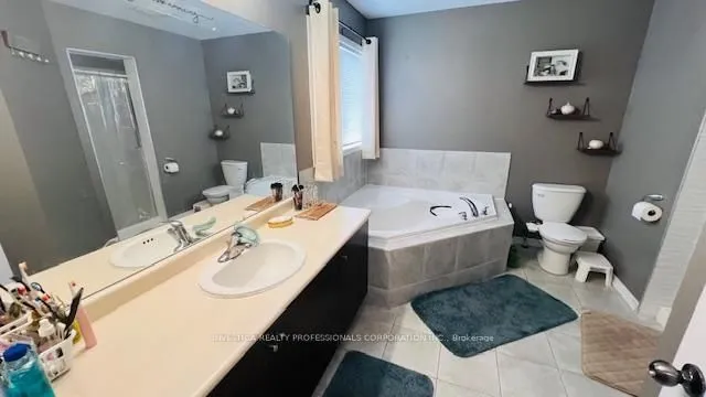 Additional image 11 of 32 CLEGHORN Dr