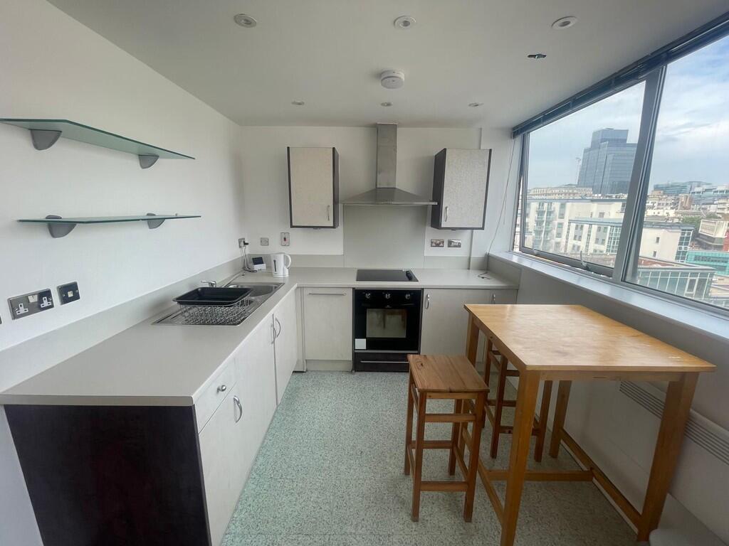 Additional image 9 of Suffolk Street Queensway