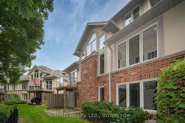 Additional image 35 of 40 Wesleyan Crt Unit 45