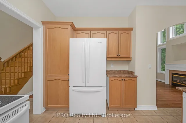 Additional image 9 of 40 Wesleyan Crt Unit 45