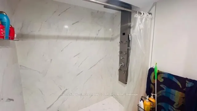 Additional image 27 of 32 CLEGHORN Dr