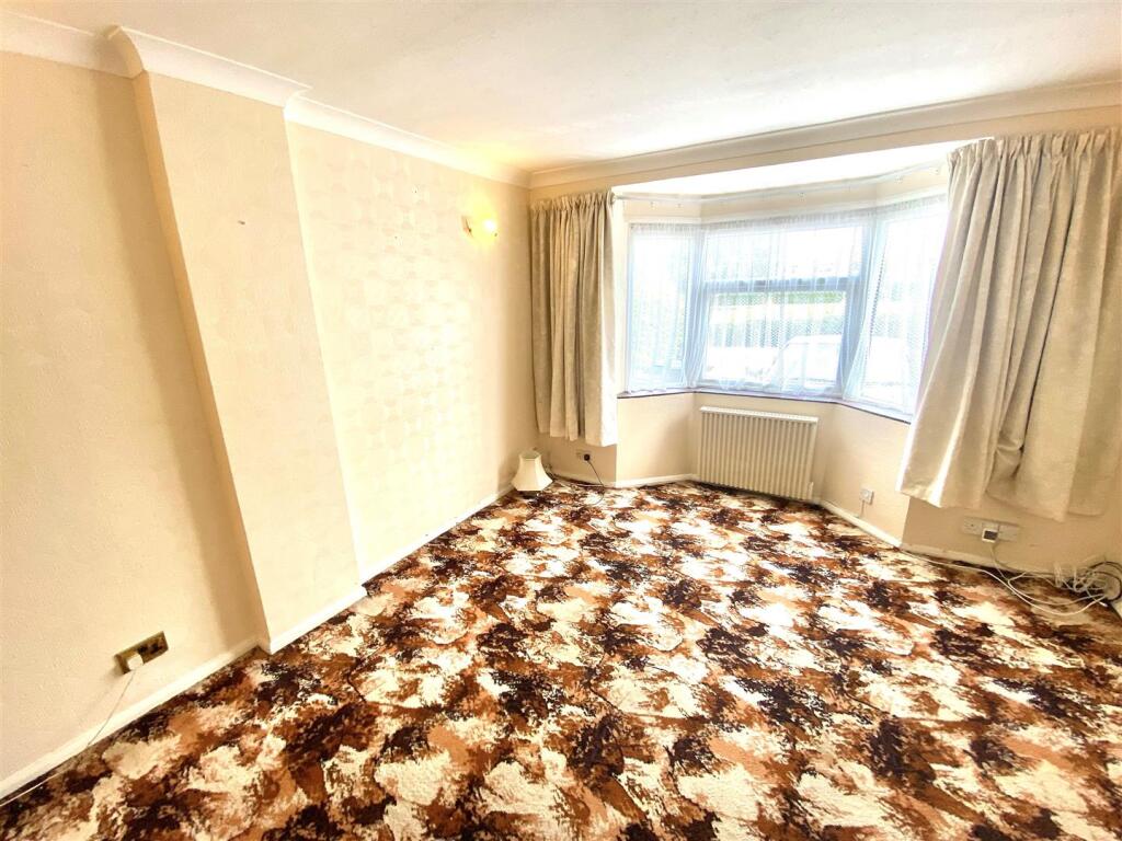 Additional image 18 of Twysdens Terrace, Welham Green