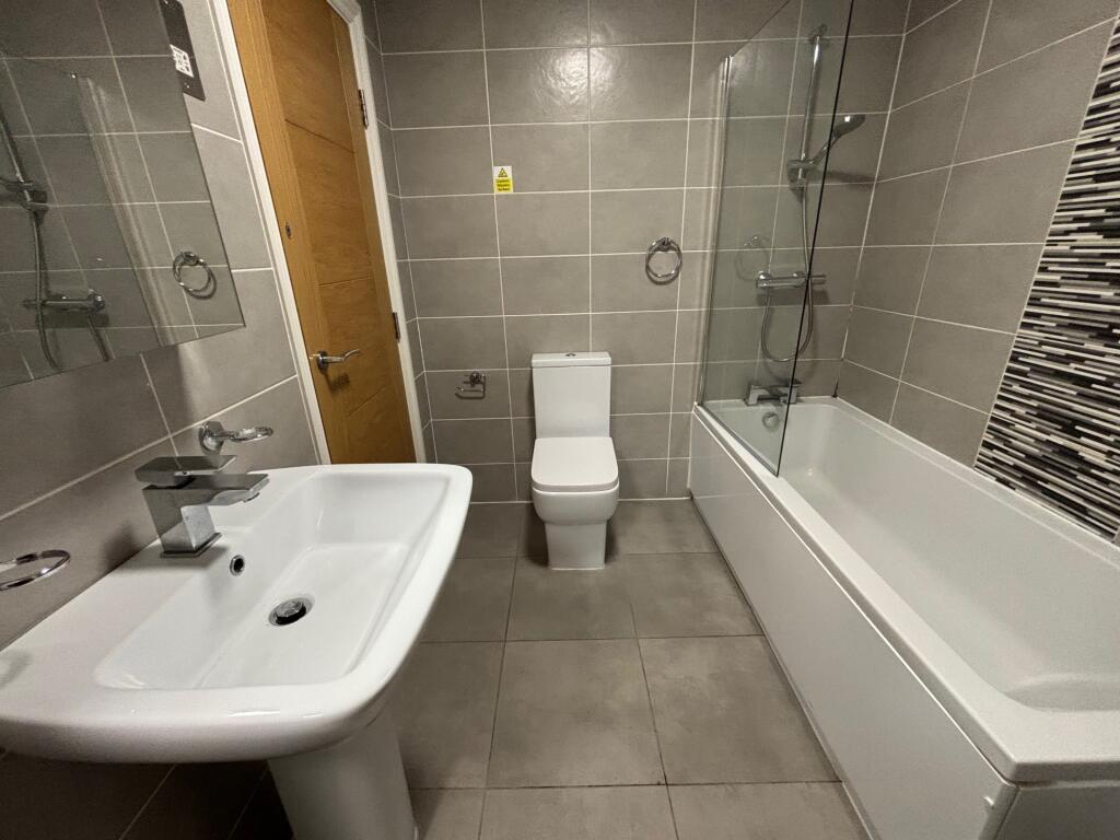 Additional image 6 of The Mint