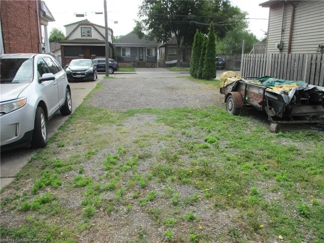 Additional image 3 of 15 Bayfield Ave